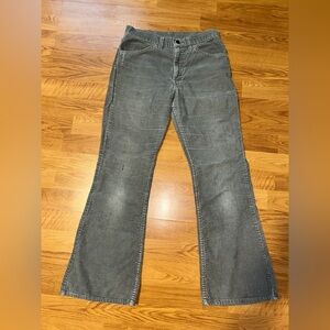 Vintage Levi corduroy high waisted bell bottoms✌🏼